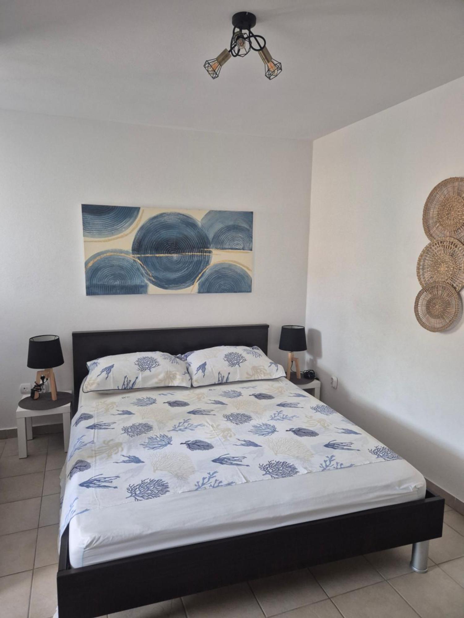 Apartments Valentina Tisno Esterno foto